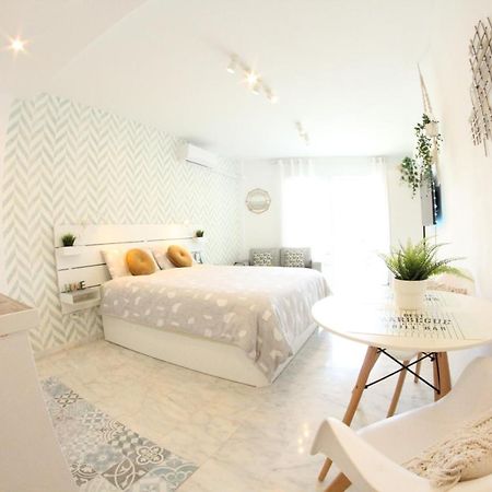 Torremolinos - New Central Studio Plata With Balcony Lägenhet Exteriör bild