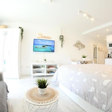 Torremolinos - New Central Studio Plata With Balcony Lägenhet Exteriör bild