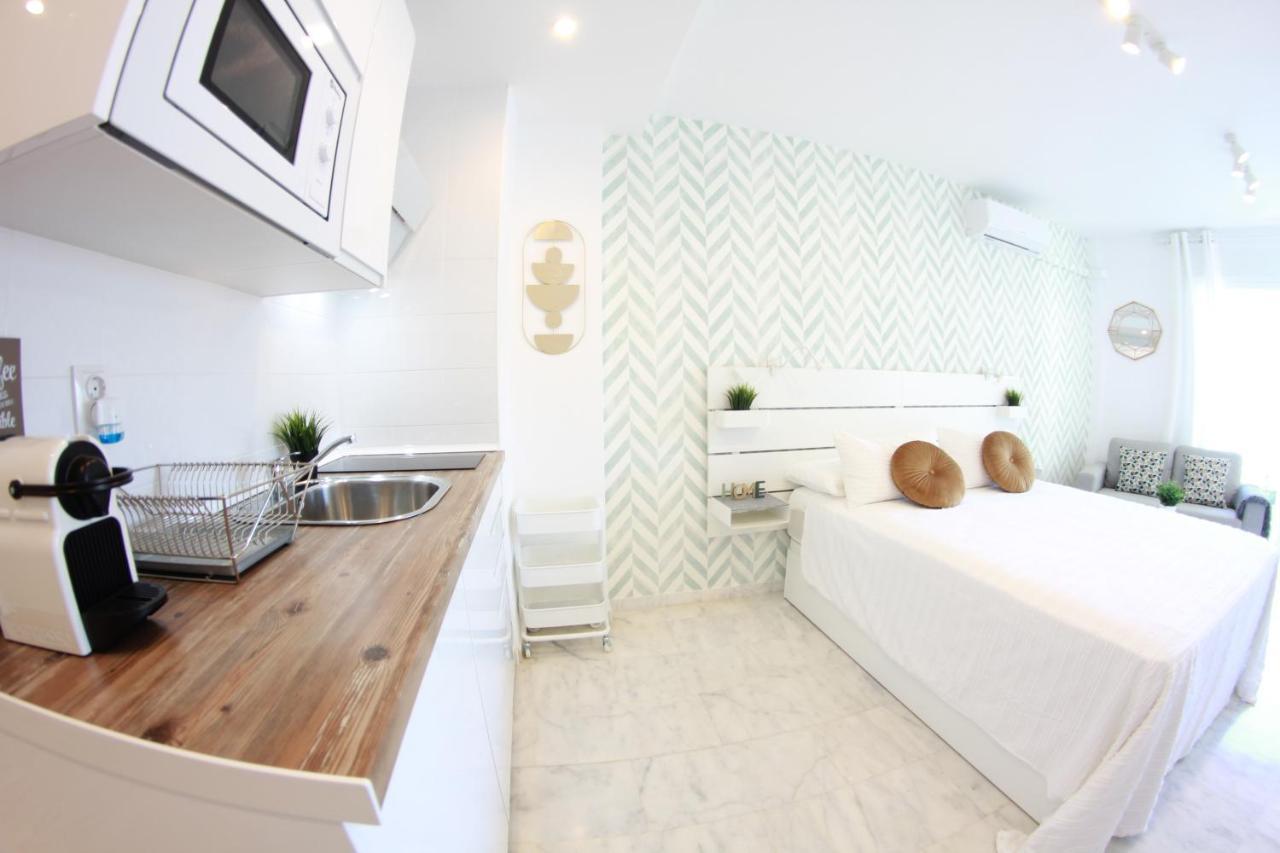 Torremolinos - New Central Studio Plata With Balcony Lägenhet Exteriör bild