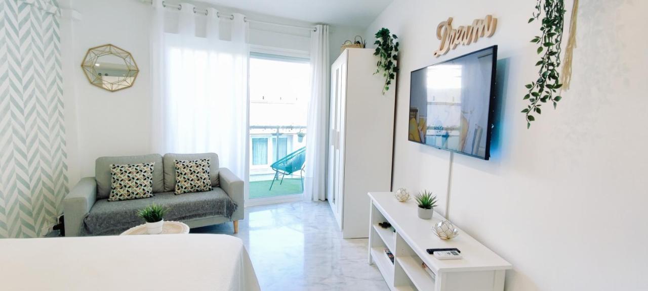 Torremolinos - New Central Studio Plata With Balcony Lägenhet Exteriör bild